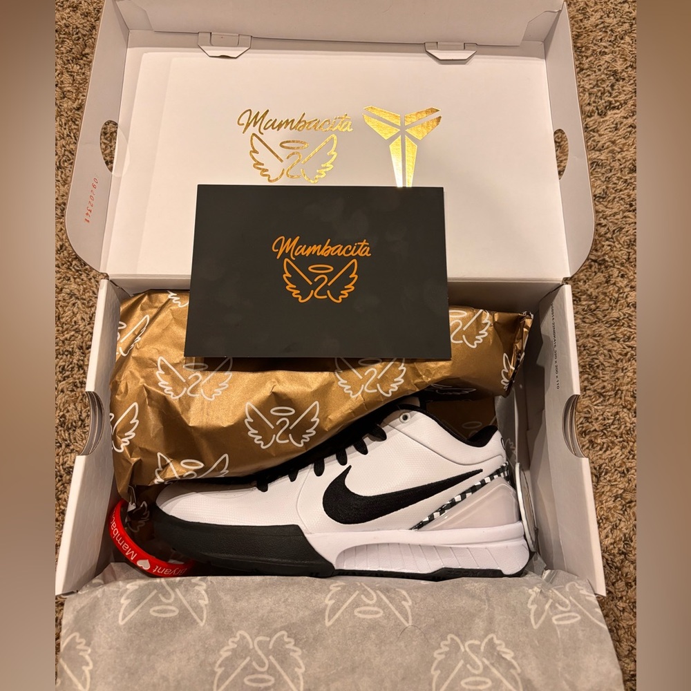 Nike Kobe IV Proto Mambacita Gigi